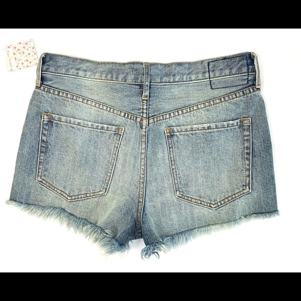 Free People Cut Off High Rise Frayed Camp Shorts - Picture 9 of 11